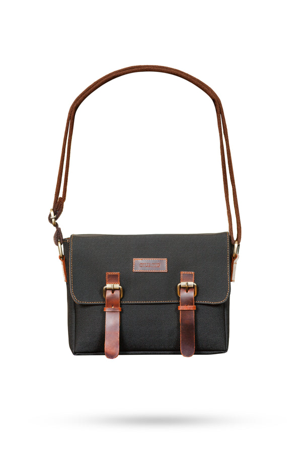 Design 01 Kanvas - Deri Dark Siyah Postacı Çanta