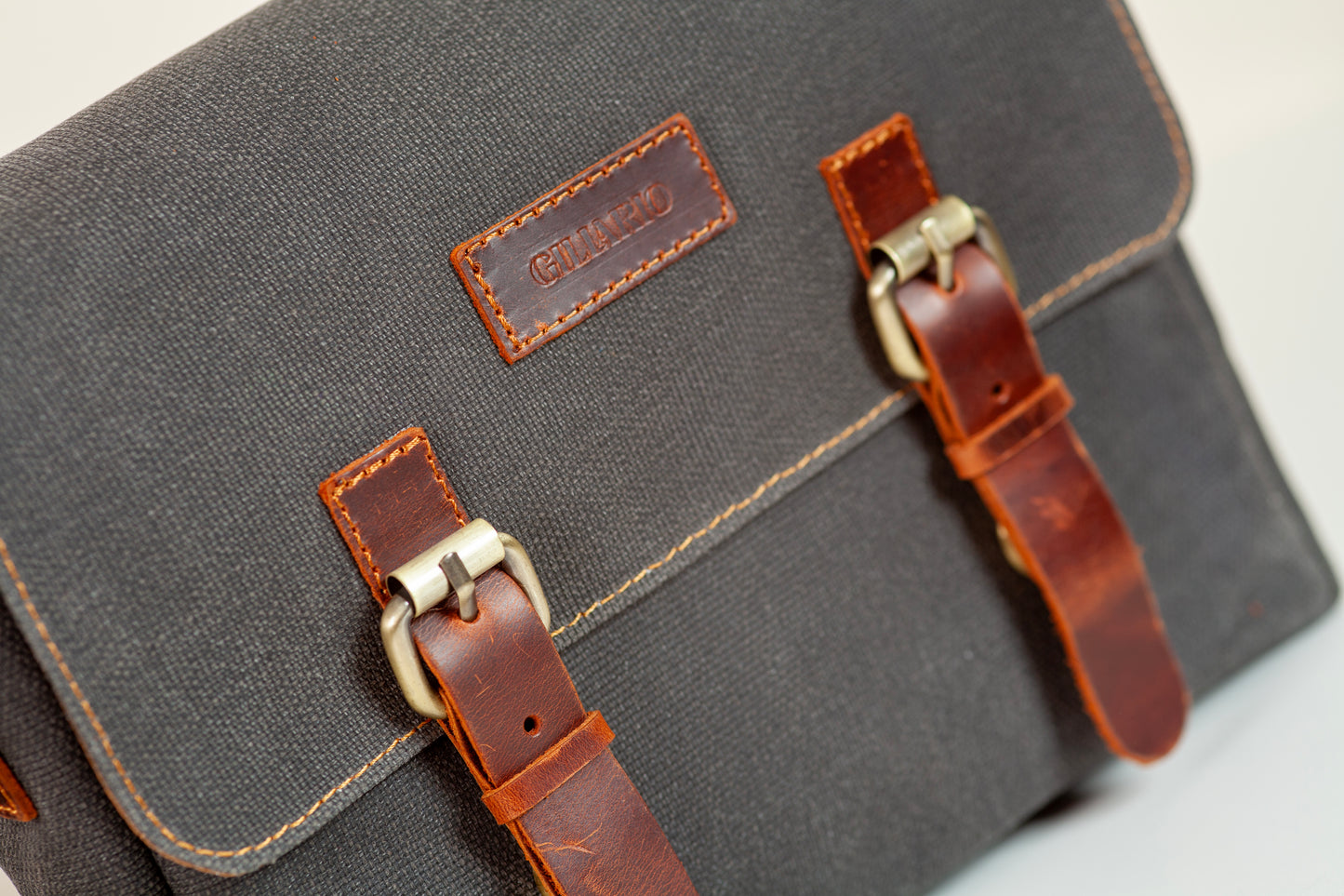 Design 01 Kanvas - Deri Füme Postacı Çanta