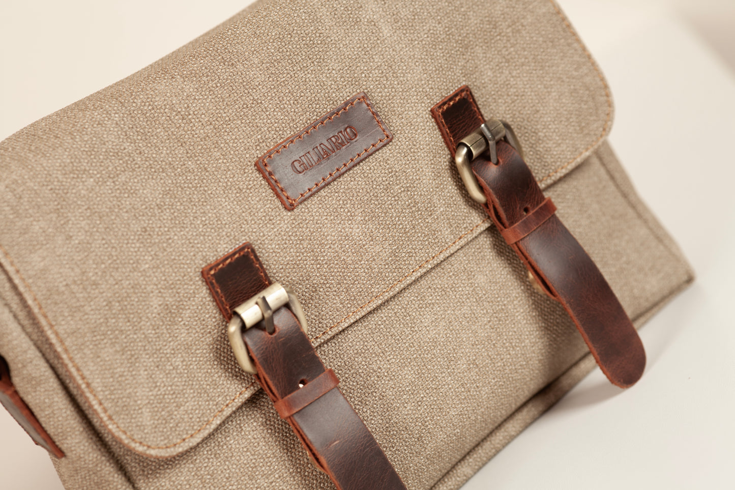 Design 01 Kanvas - Deri Kum Postacı Çanta