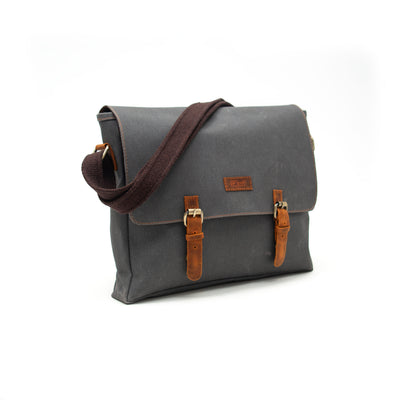 Design03 Kanvas Deri Füme 15.6 Inch Postacı Laptop Çantası